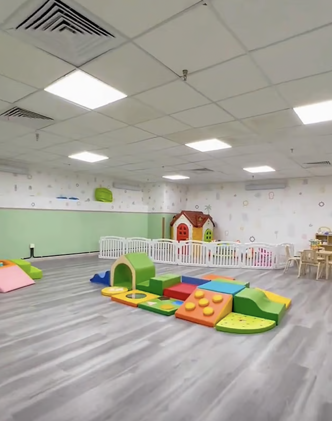 مبادرة مراكز ضيافة الأطفال الموسمية في المسجد الحرام