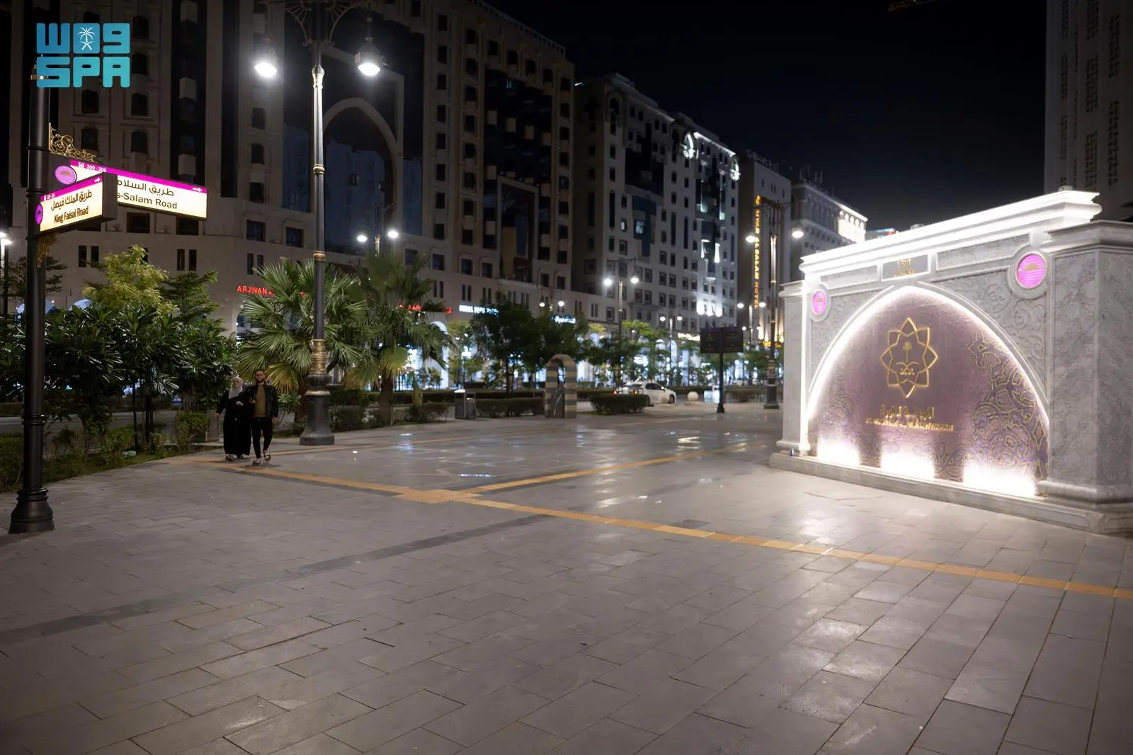 أنسنة الطرق بالمنطقة المركزية تعكس روح المدينة وهويتها العمرانية