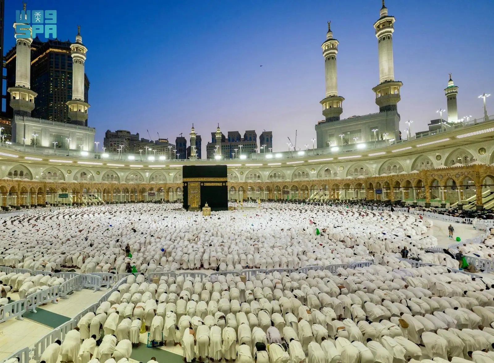 Over 43 Million Worshippers Visit the Two Holy Mosques in the First 10 Days of R…
